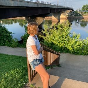 Meet your Posher, Natalie